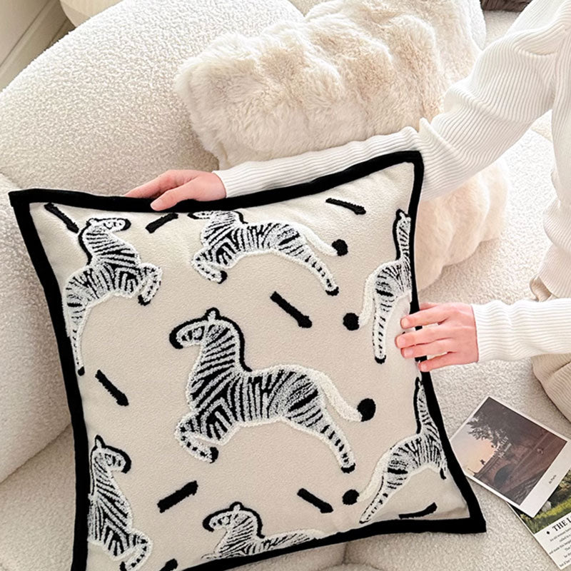 2design boa zebra cushion