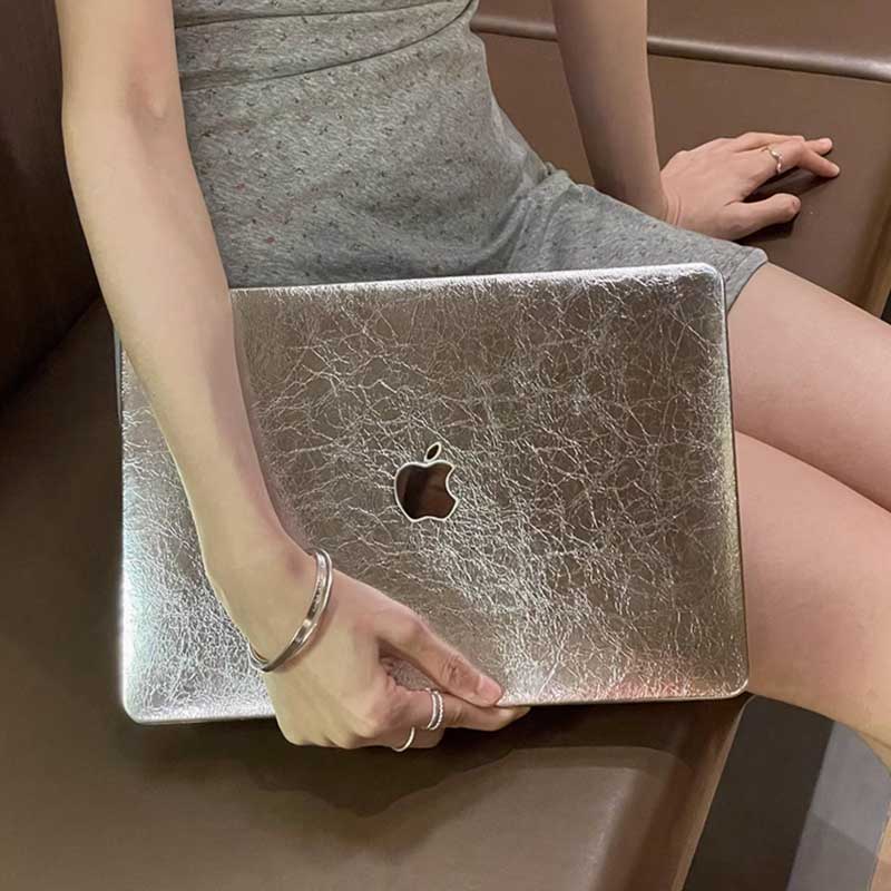 silver leather Mac book case