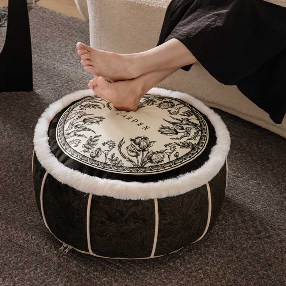 black bloom stool