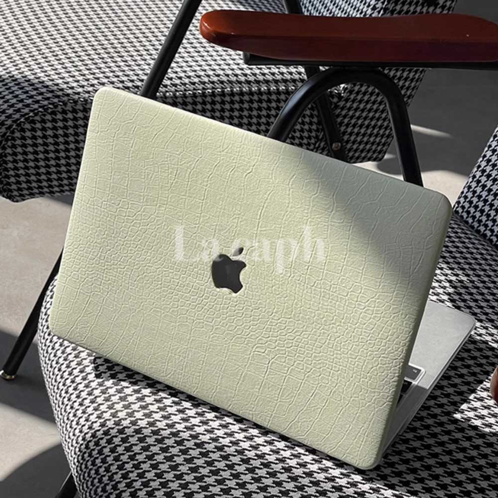 green crocodile Mac book case