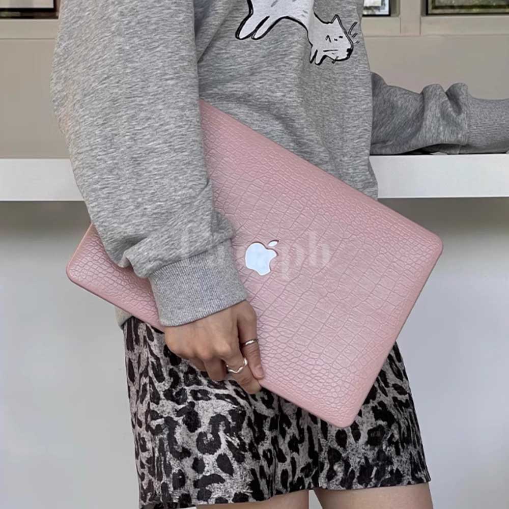 pink crocodile Mac book case