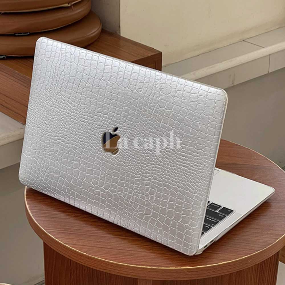 silver crocodile Mac book case