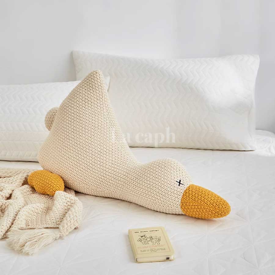 knitted duck cushion