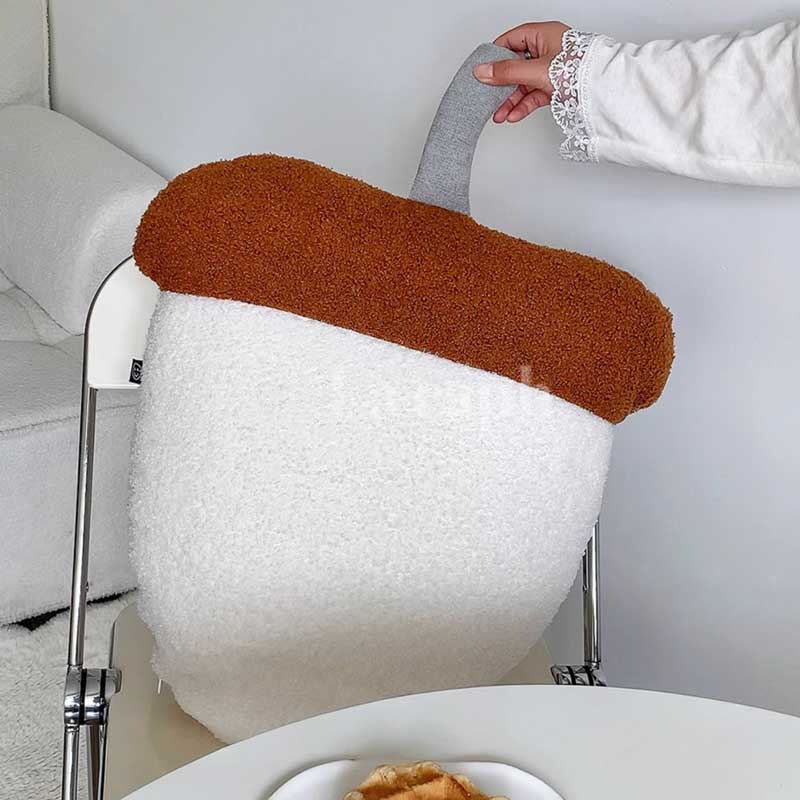 cozy acorn cushion (2sizes)