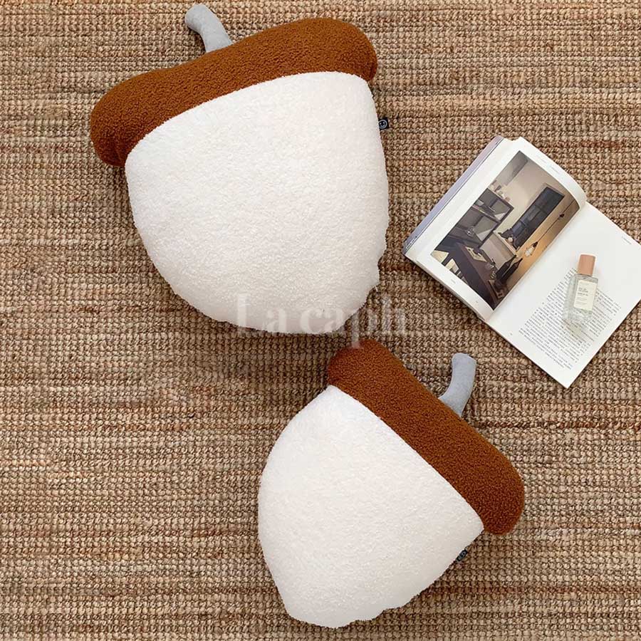 cozy acorn cushion (2sizes)