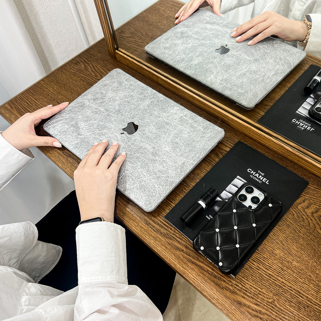 即納】metal silver MacBook case