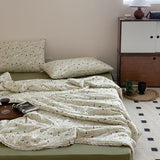8design natural floral summer quilt