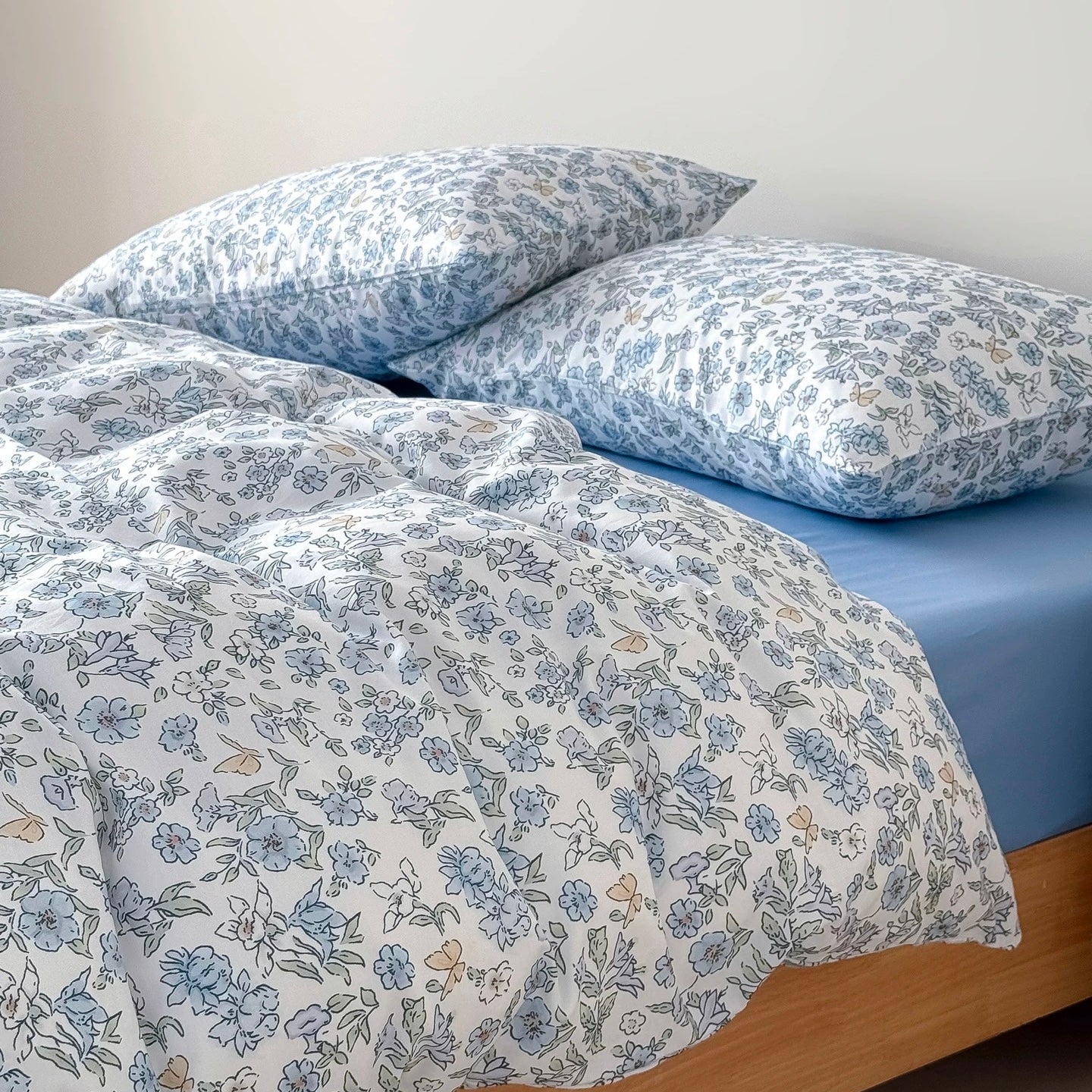 Ethereal Wildflower bedlinen set