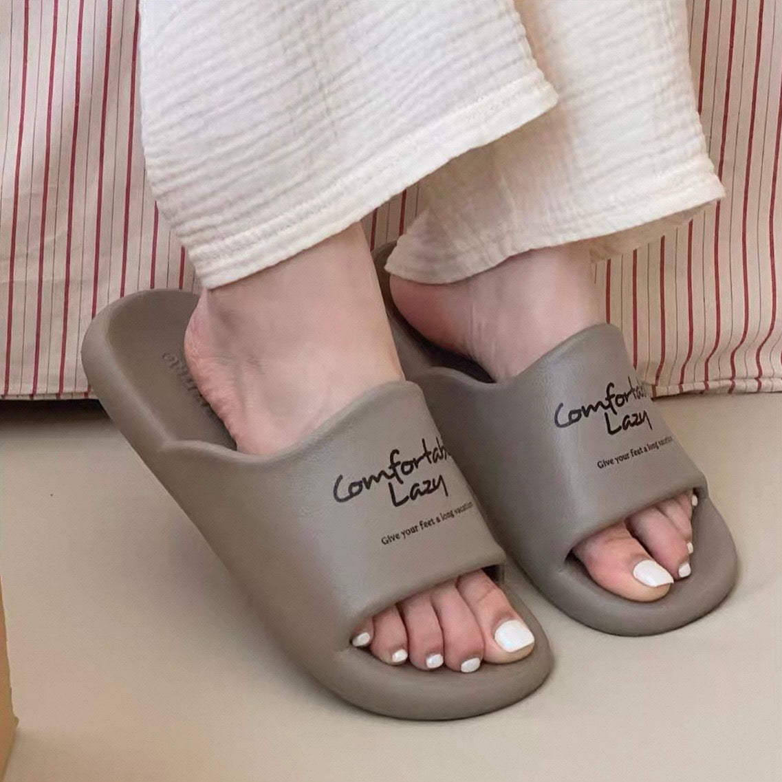 Chic Lettering room shoes (4colors)