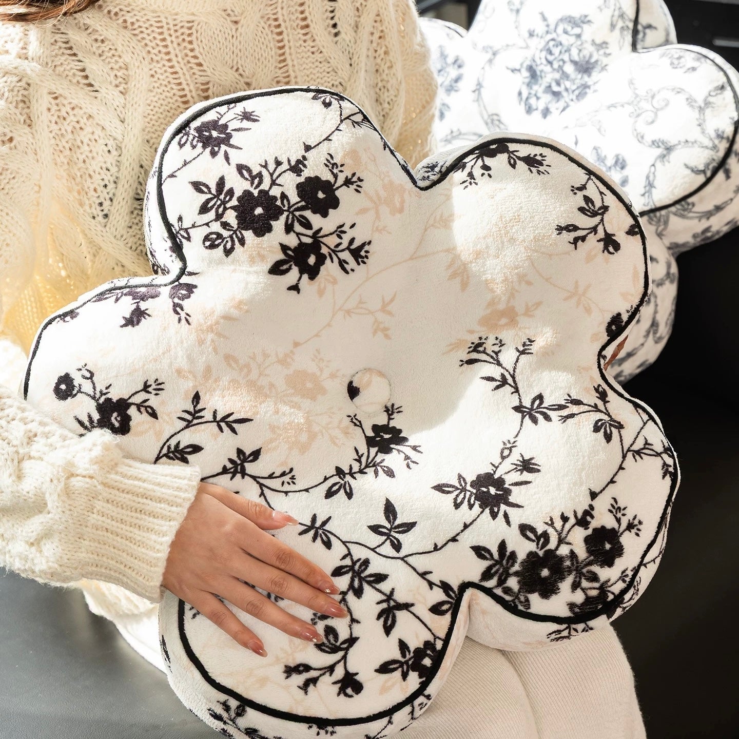 Vintage Floral Blossom cushion (3designs)