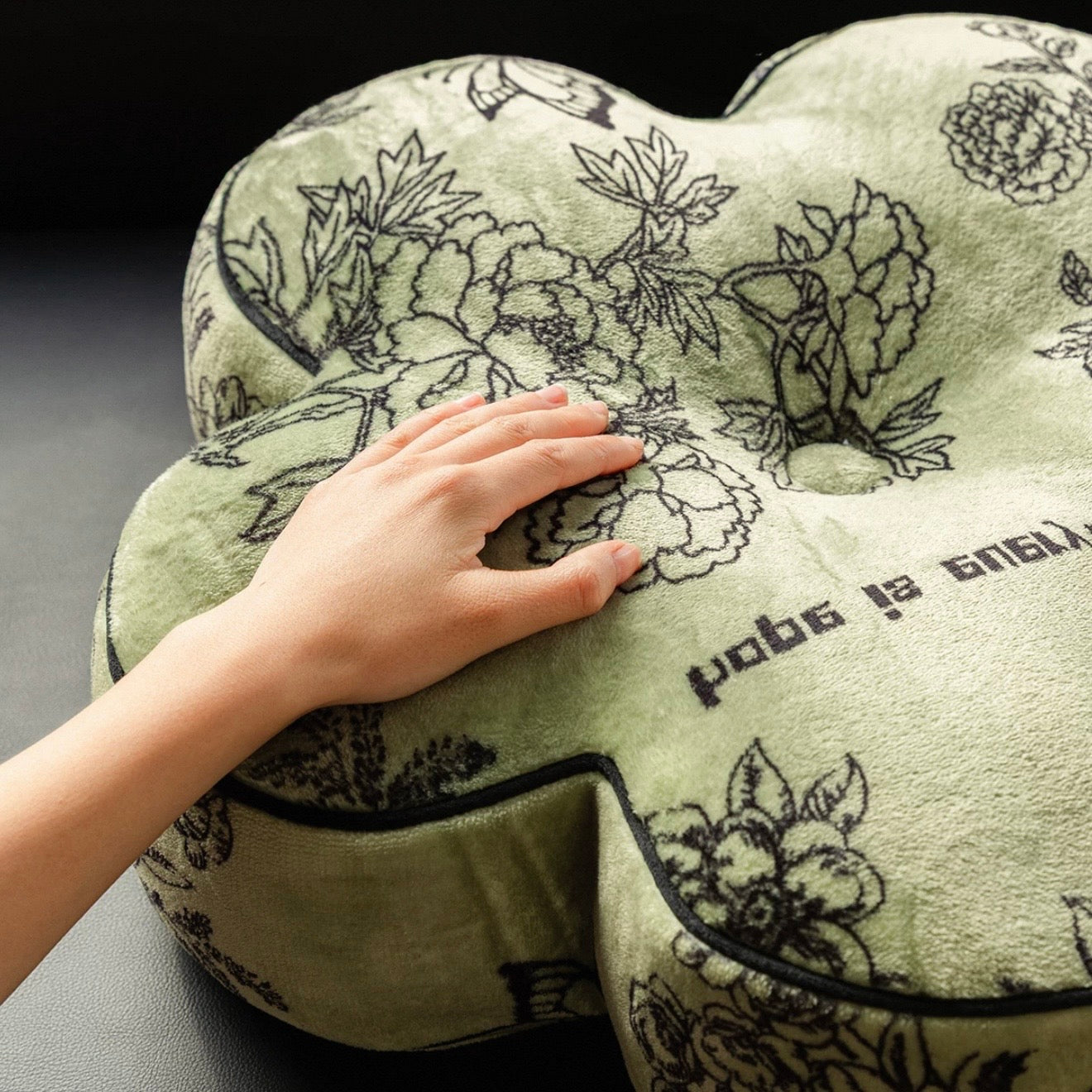 Vintage Floral Blossom cushion (3designs)