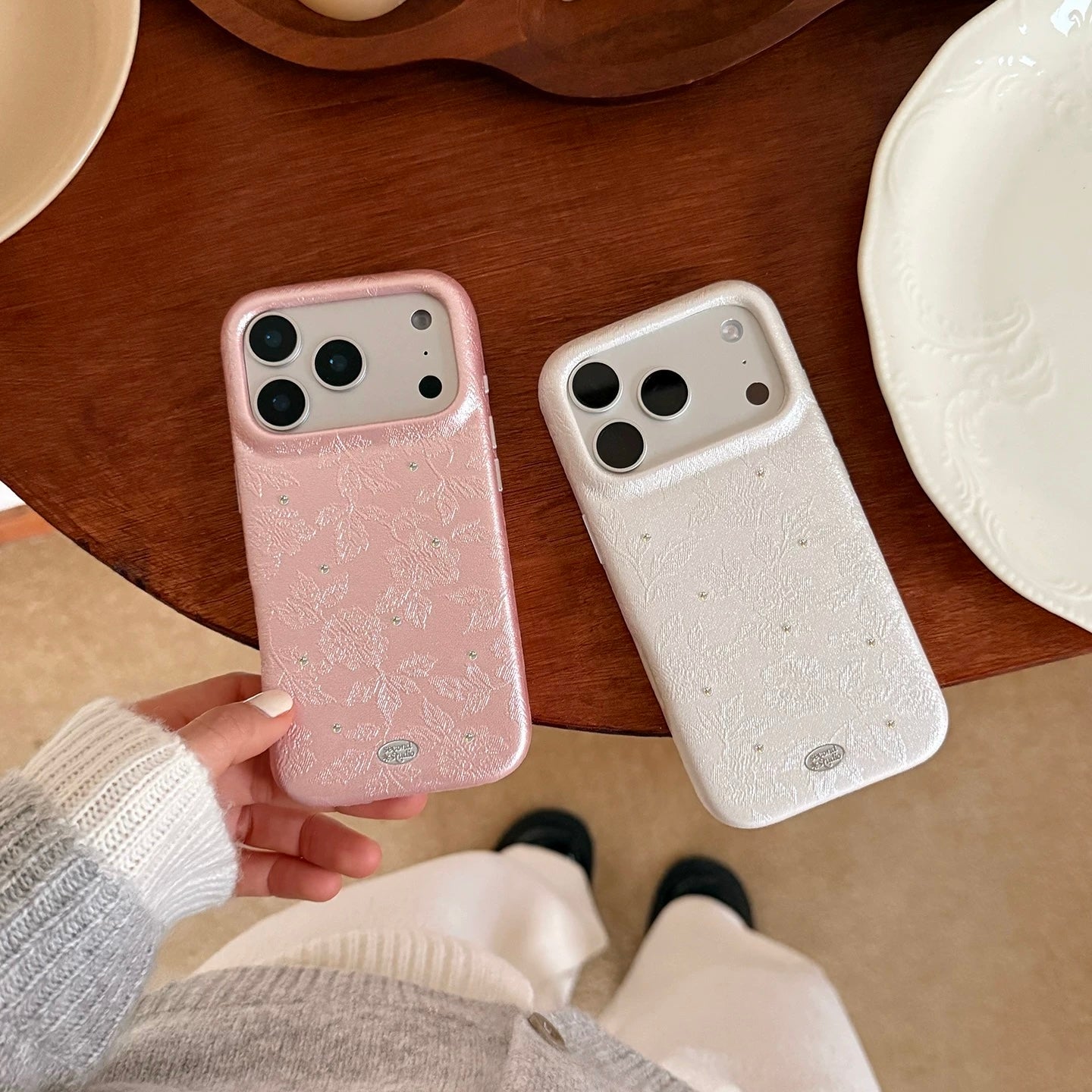 Vintage French Floral iPhone case (2color)