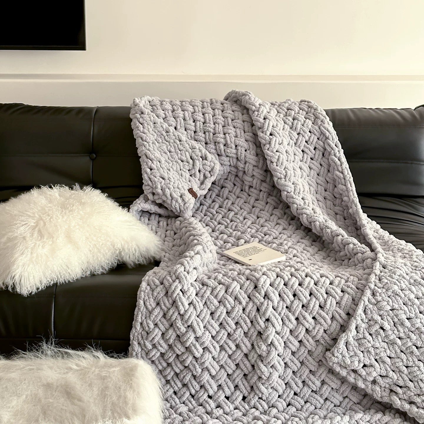 Hand-Woven Chunky Blanket  (5colors)
