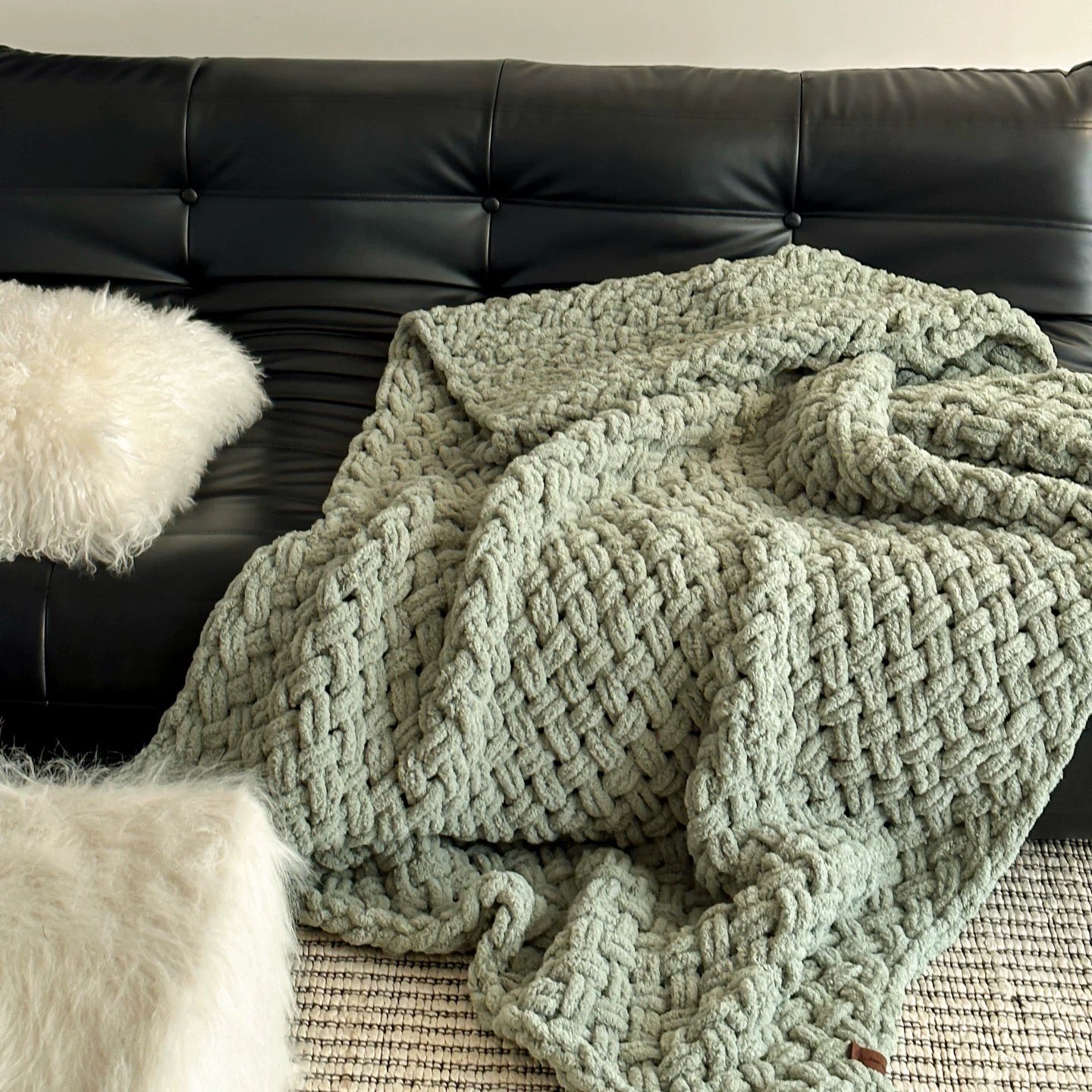 Hand-Woven Chunky Blanket  (5colors)