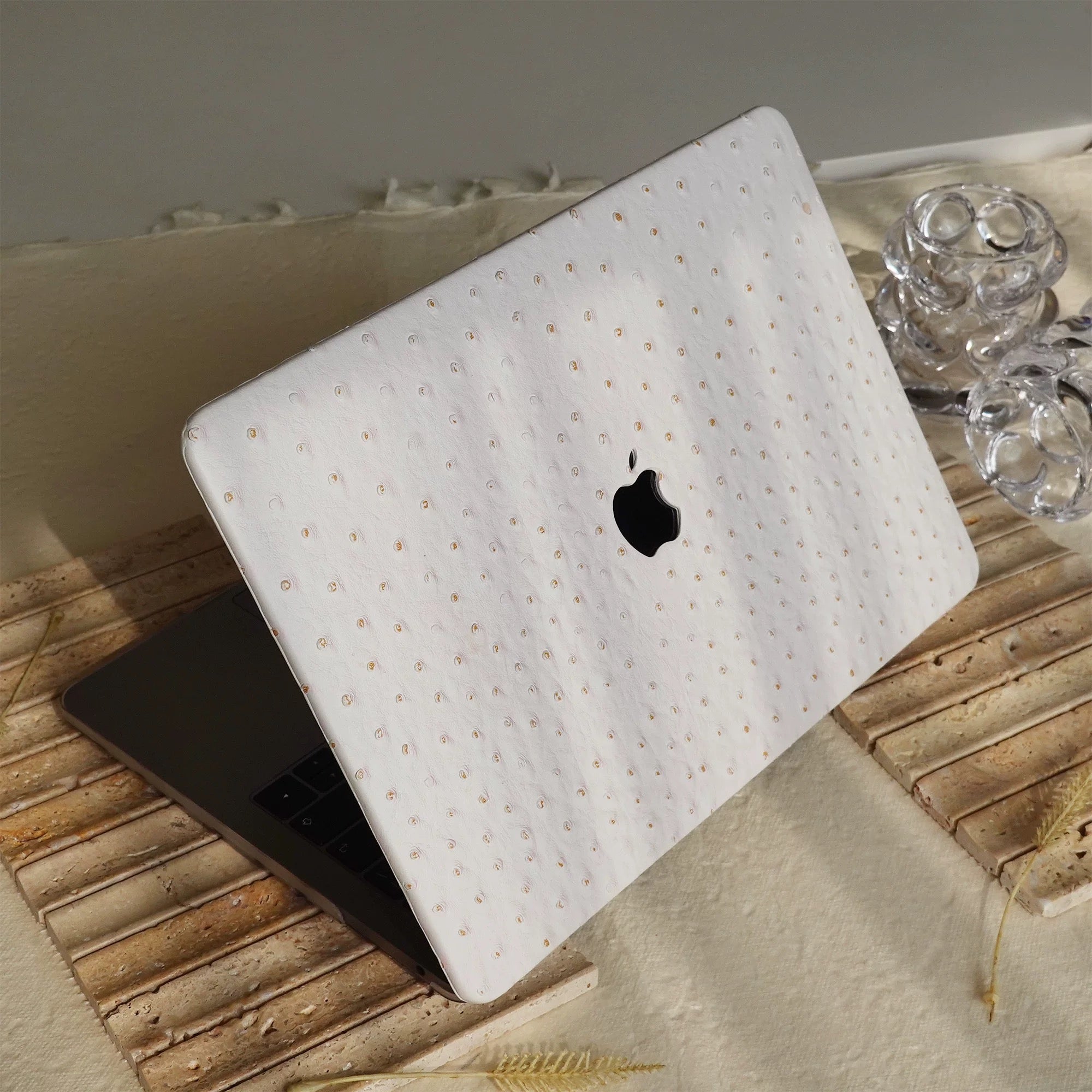 white Ostrich MacBook Case