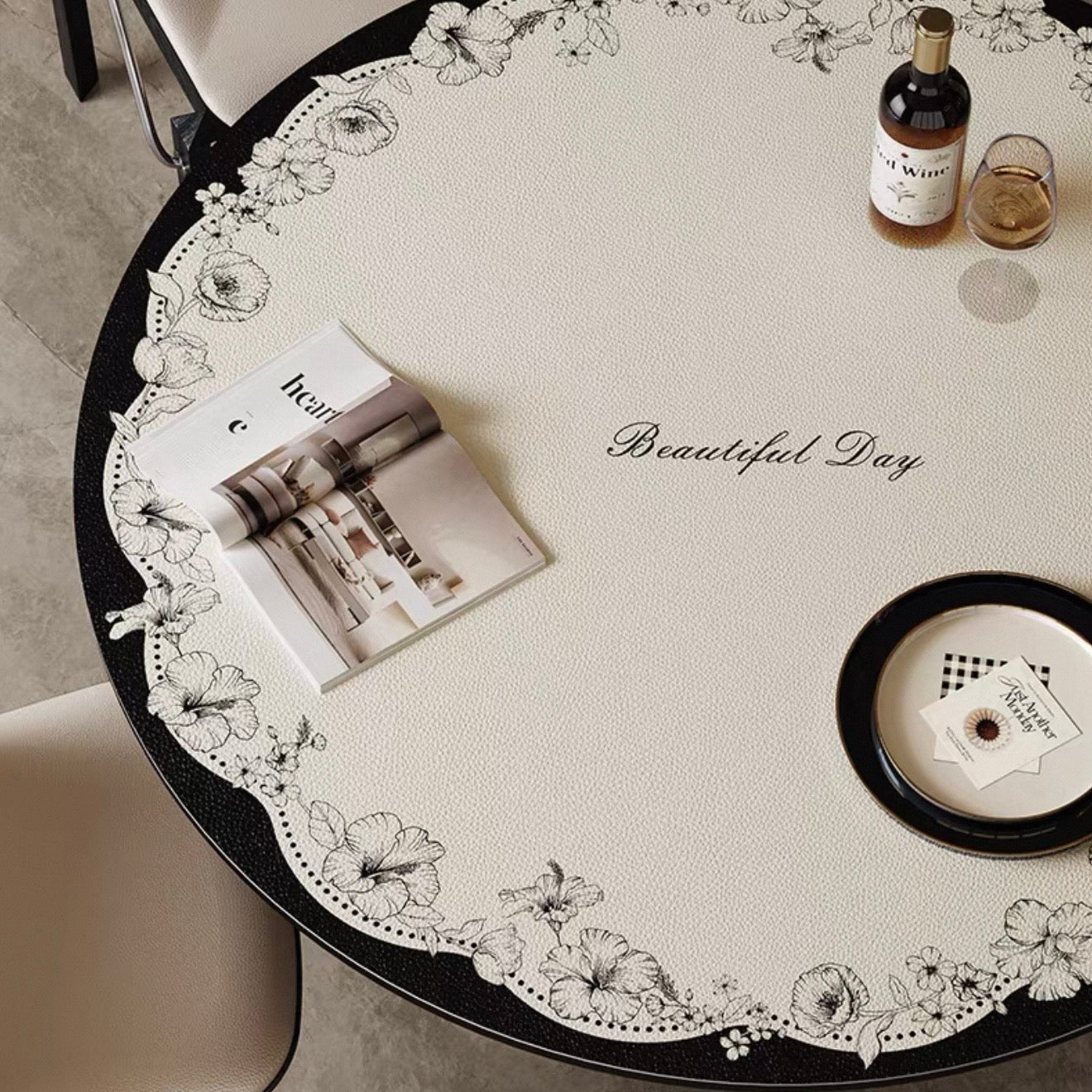 Dainty Flower Wave round table mat