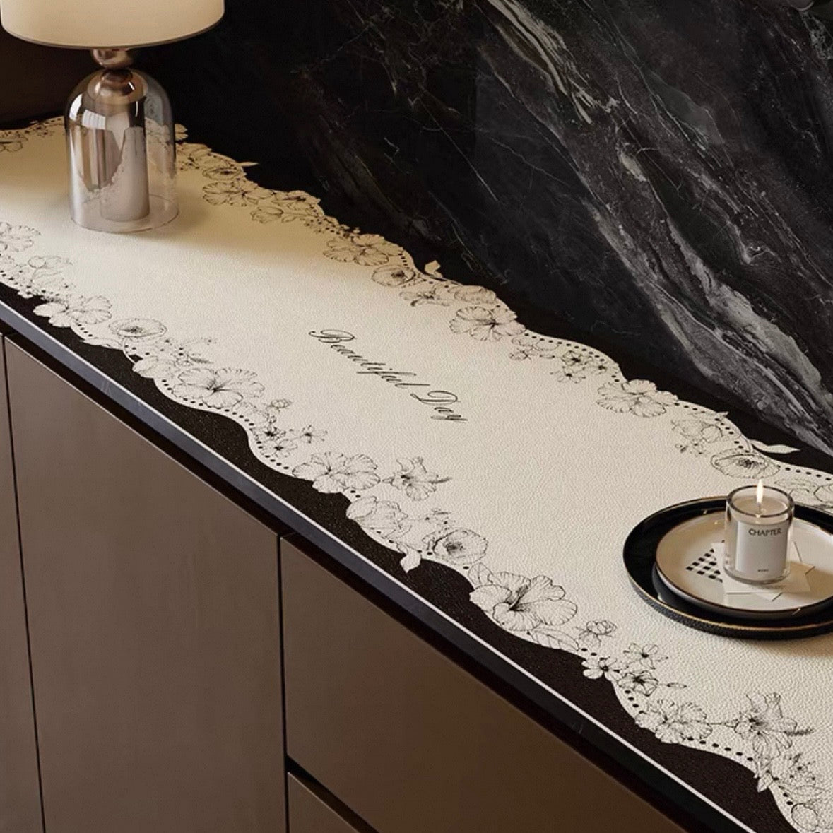 Dainty Flower Wave shelf mat