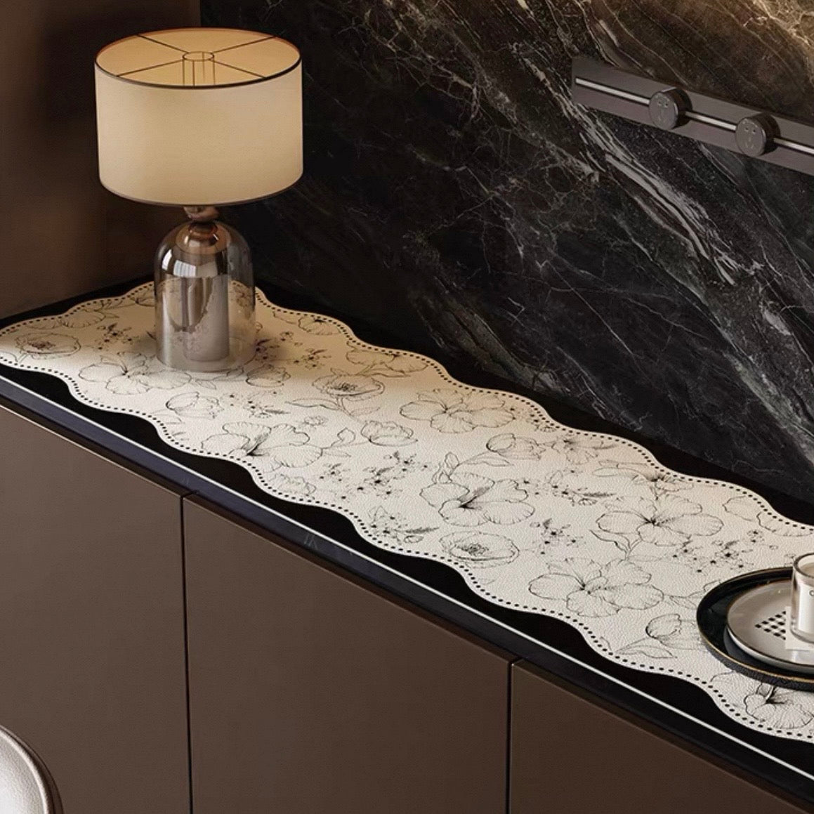 Dainty Flower Wave shelf mat