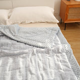 2color pastel color polka dot quilt