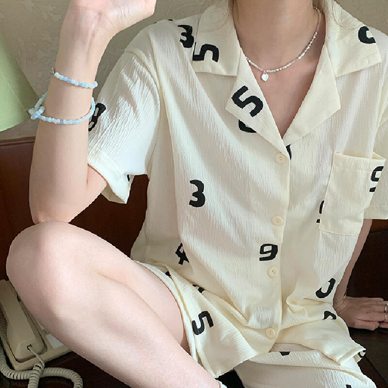 number pattern white roomwear