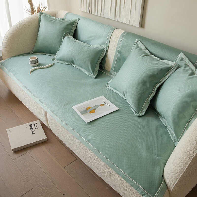 simple outline cushion