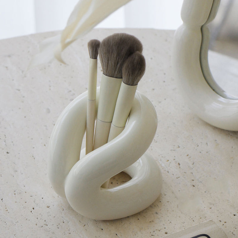 3color ceramic brush stand