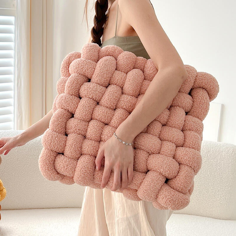 7color fluffy twist square cushion