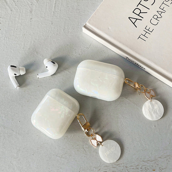 dreamy shell Airpods case