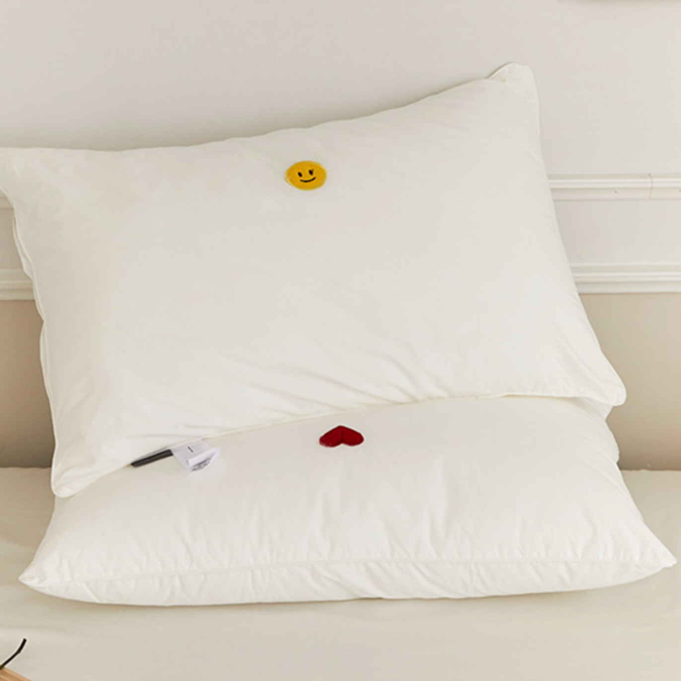 smile & heart design pillow