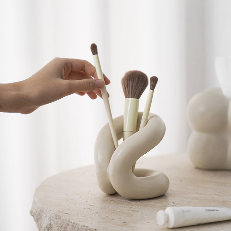 3color ceramic brush stand
