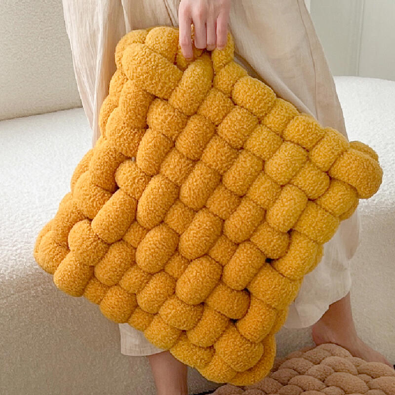 7color fluffy twist square cushion