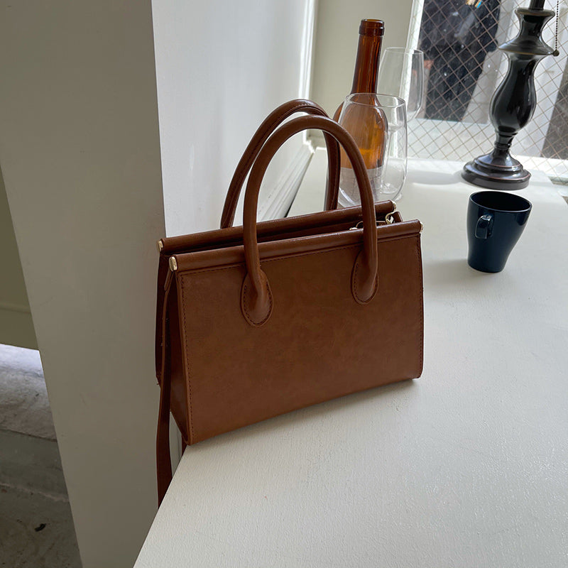 2color retro casual leather bag