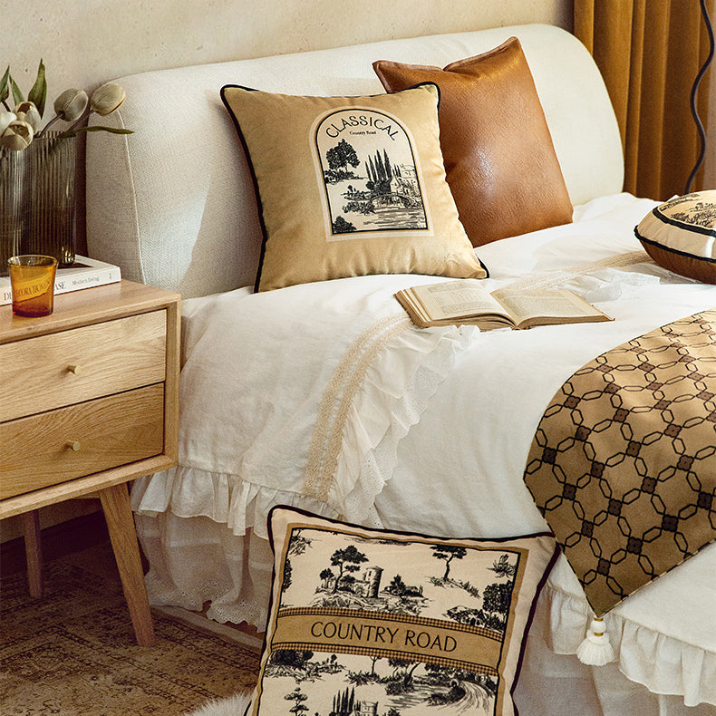country road logo square cushion