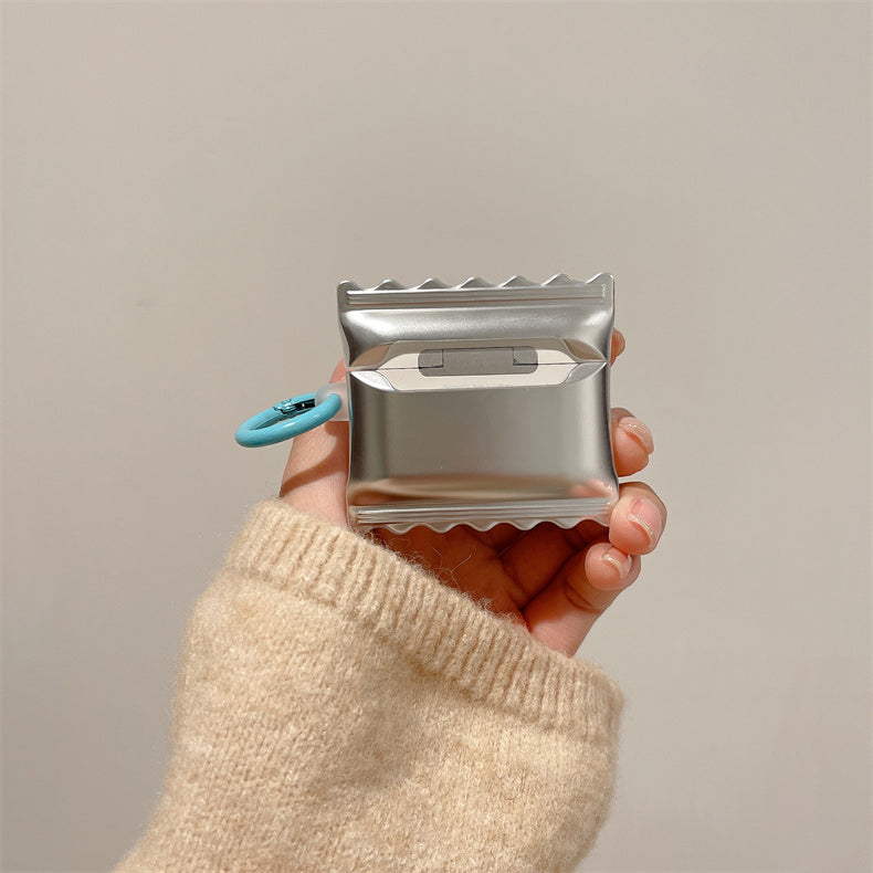 silver packing Airpods case
