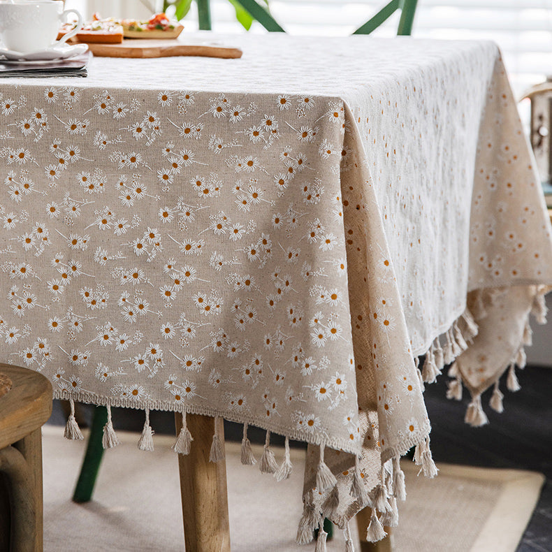 daisy embroidery table cover