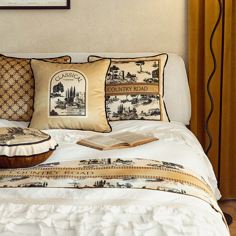 country road logo square cushion