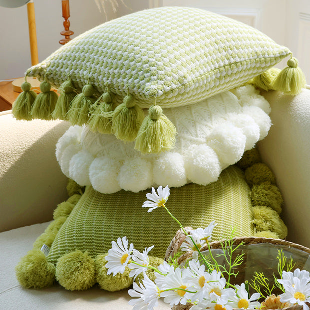 green motif ponpon cushion