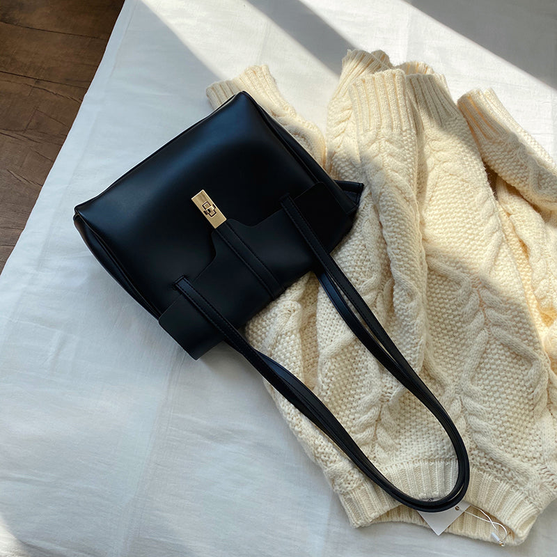 square one shoulder hand bag