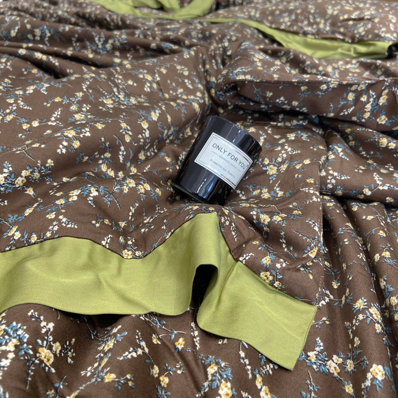brown × pistacchio green flower quilt