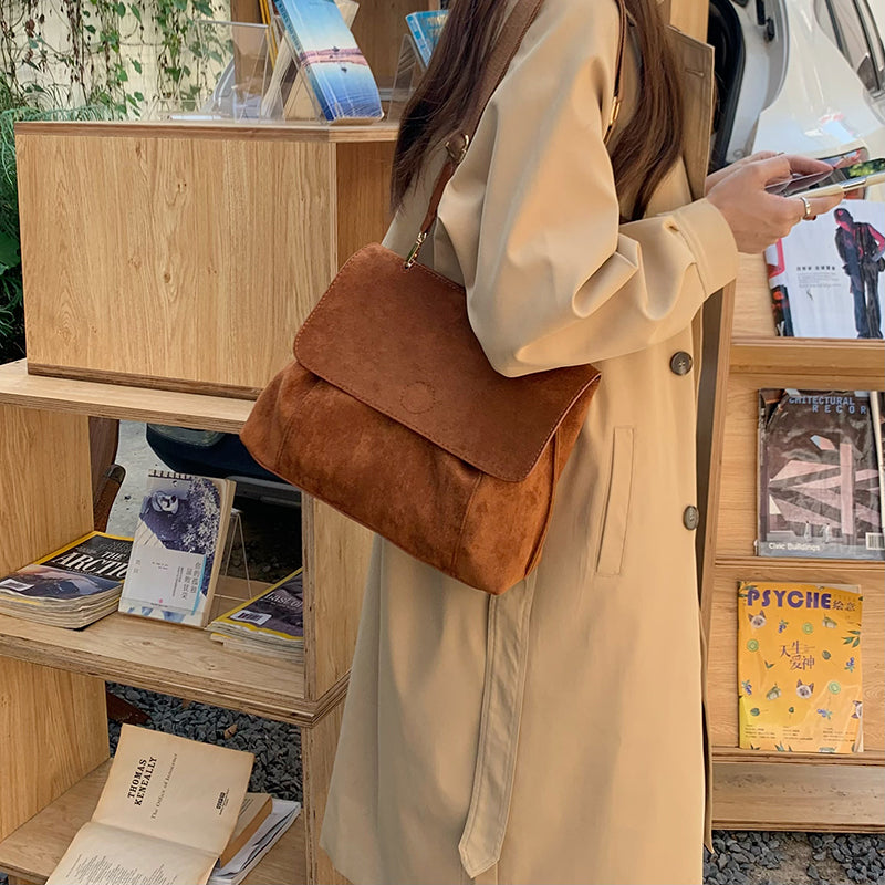2color suede shoulder bag